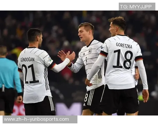 深度解析球星足球功底与技术特点展现球场统治力